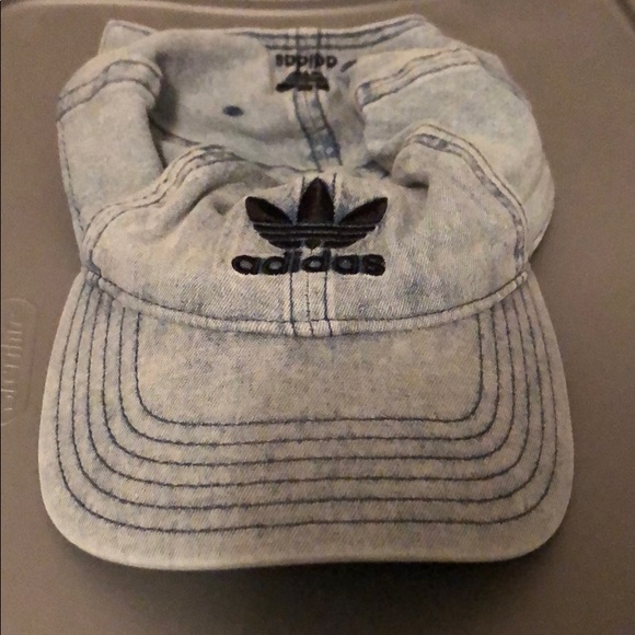 adidas jean cap